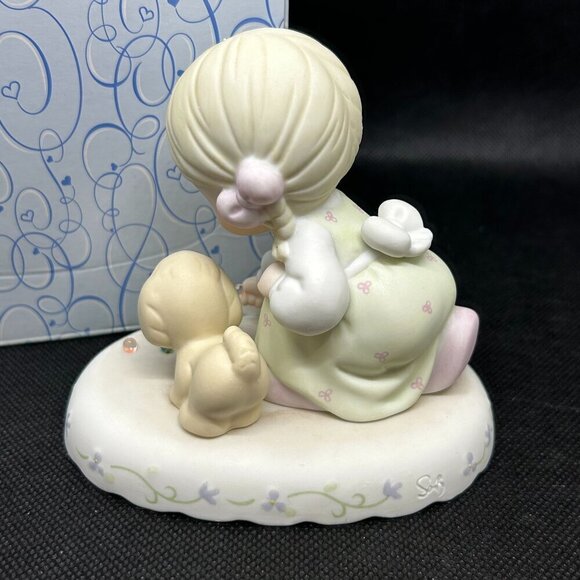 Precious Moments "Growing in Grace Age 8" figurine - Picture 3 of 5